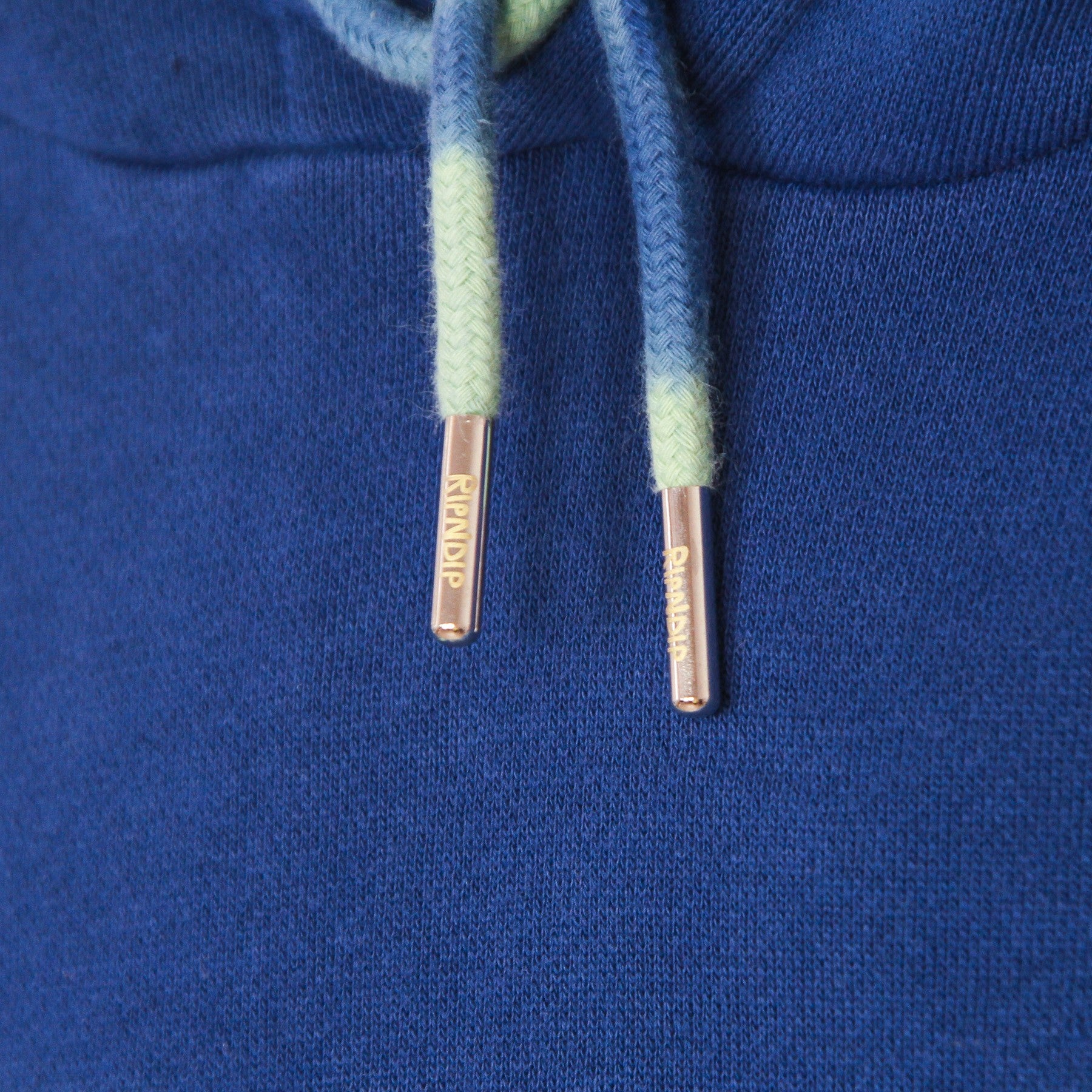 Herren-Kapuzenpullover mit Prisma-Stickerei, Marineblau/Grün