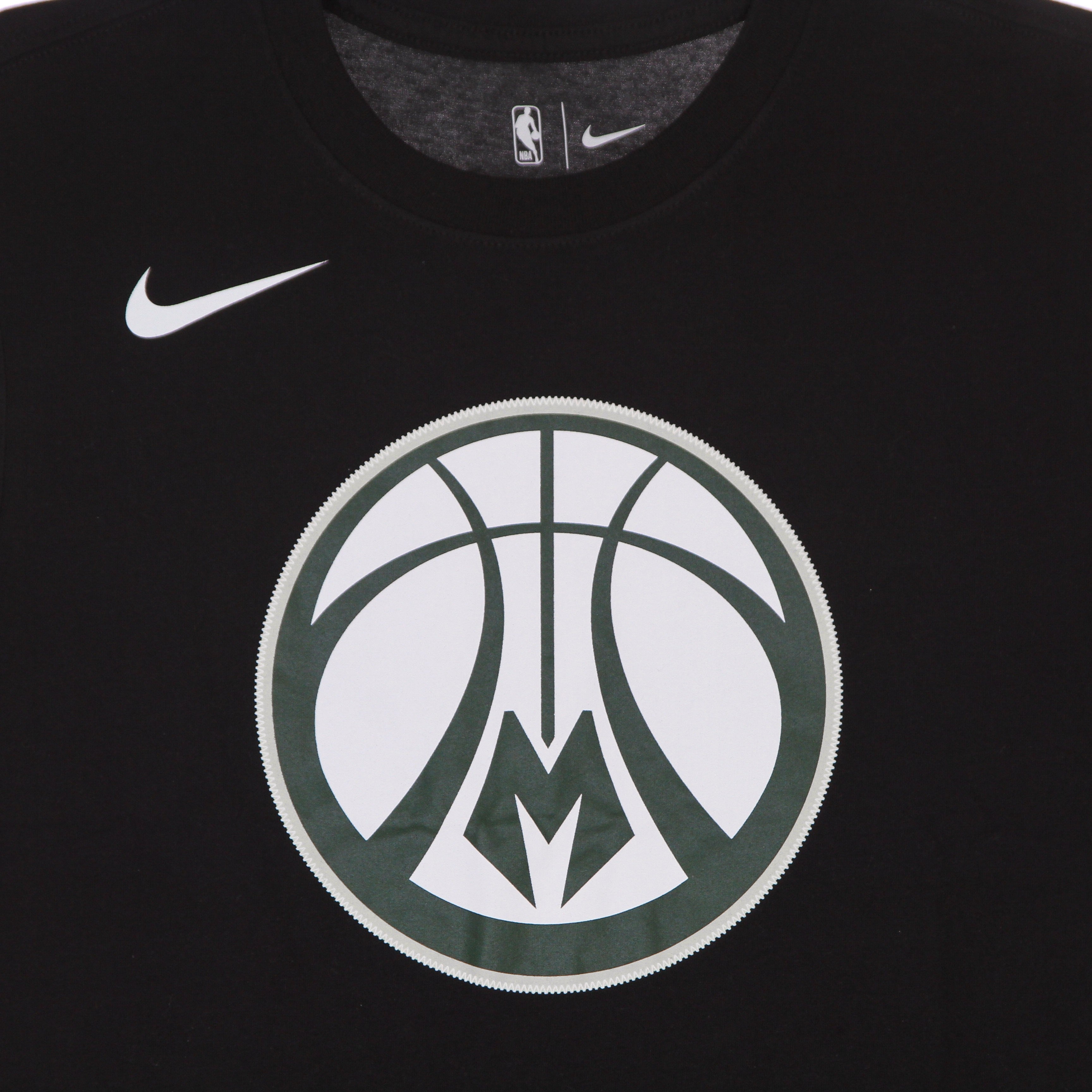 Nike Nba, Maglietta Uomo Nba Dri Fit Essential Logo Tee Milbuc, 