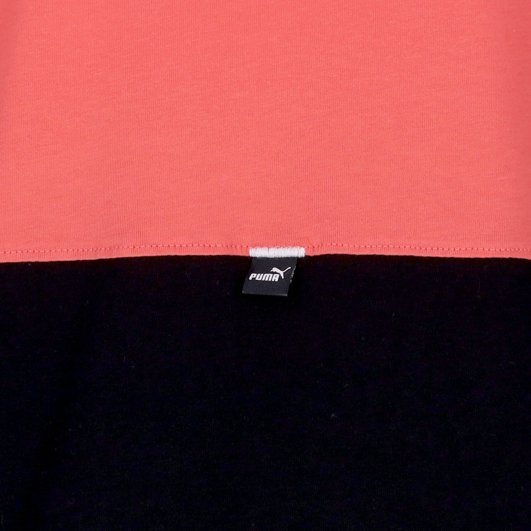 Damen Power Colorblock Tee Lachsfarbenes T-Shirt