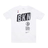 Nike Nba, Maglietta Ragazzo Nba Essential Block Tee Bronet, White/original Team Colors