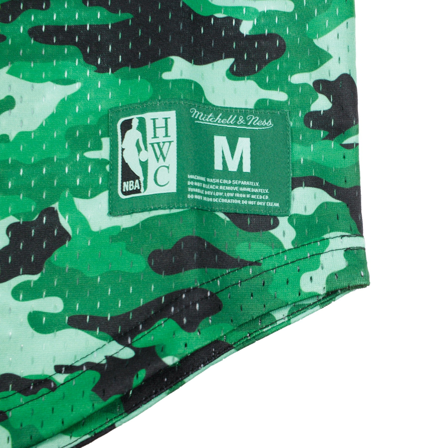 NBA Camo Mesh V-Ausschnitt-Jacke für Herren in Teamfarbe Boscel Camo Green