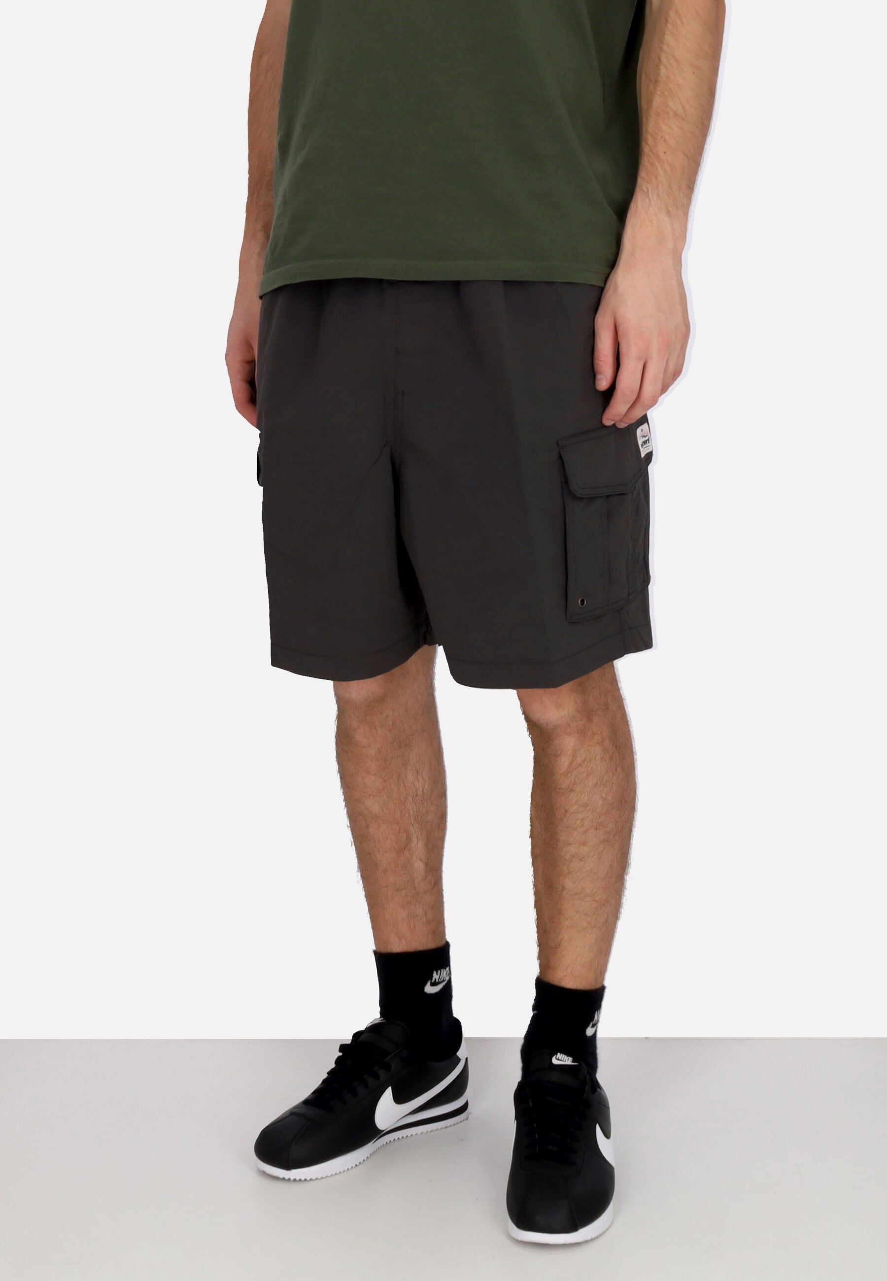 Pantaloncino Uomo Chillin Cargo Short Off Black ELYHY03001