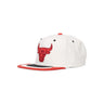 Cappellino Visiera Piatta Uomo Nba Day 4 Snapback Chibul White/red HHSS5822-CBUYYPPPWHRD